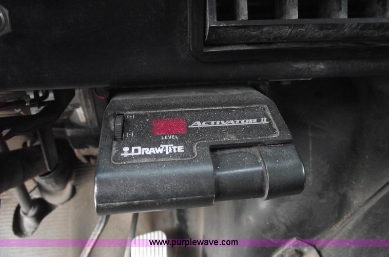 image for item 5396 2000 International 4700 dump truck