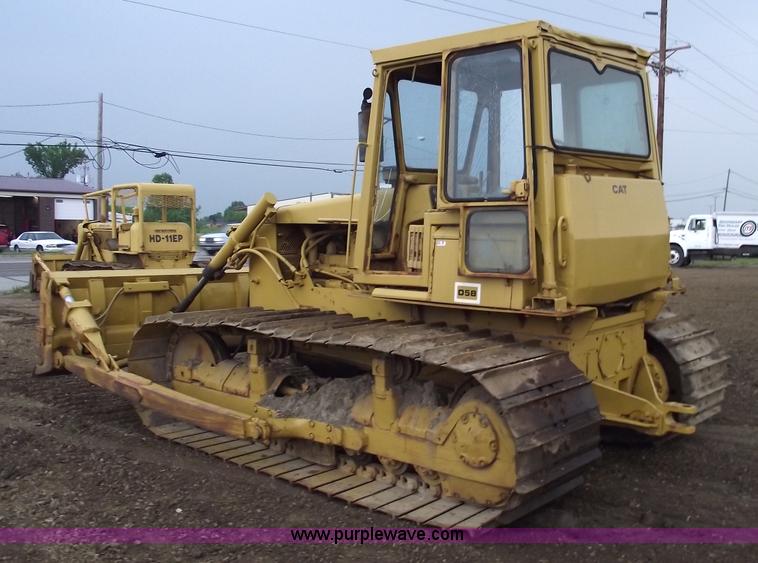 image for item 5408 Caterpillar D5B dozer