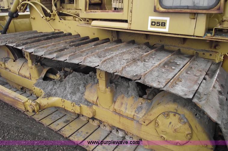 image for item 5408 Caterpillar D5B dozer