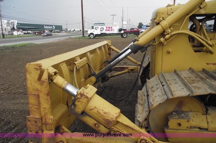 image for item 5408 Caterpillar D5B dozer