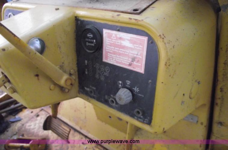 image for item 5408 Caterpillar D5B dozer