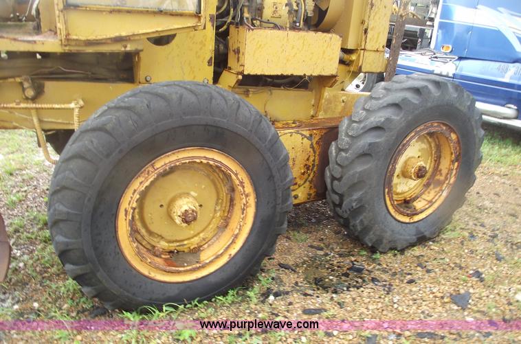 image for item 5410 Adams Wabco 440 motor grader