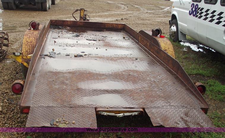 image for item 5412 1977 Butler tilt equipment trailer