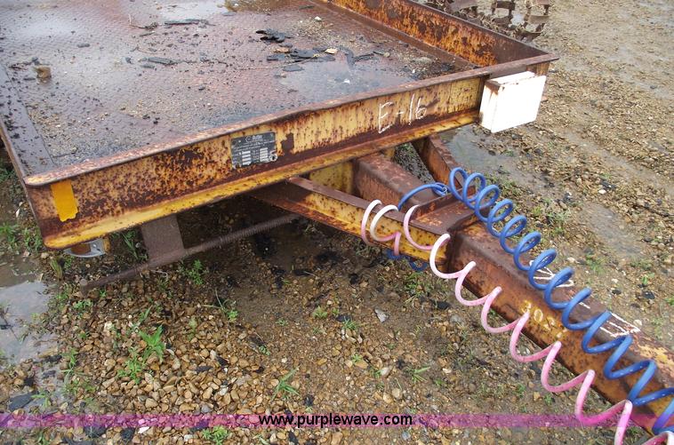 image for item 5412 1977 Butler tilt equipment trailer