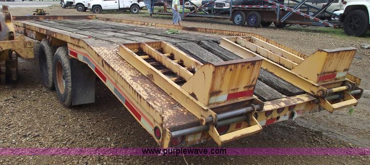 image for item 5419 1987 Interstate 16BST flatbed trailer