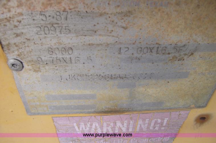 image for item 5419 1987 Interstate 16BST flatbed trailer