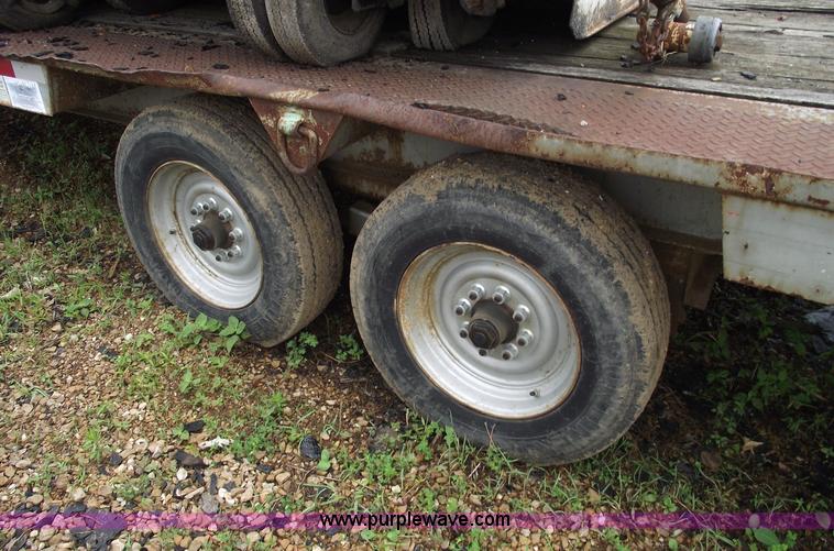 image for item 5420 1985 Interstate G16BST flatbed trailer
