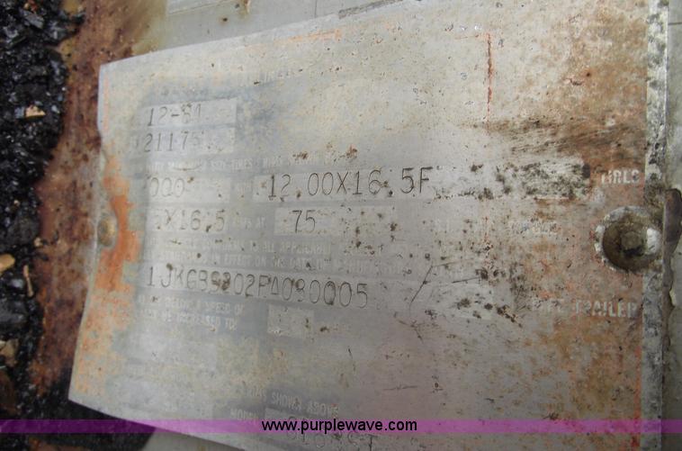 image for item 5420 1985 Interstate G16BST flatbed trailer