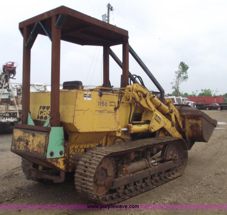 image for item 5425 1966 Case 1150 track loader