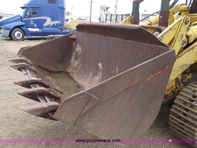 image for item 5425 1966 Case 1150 track loader