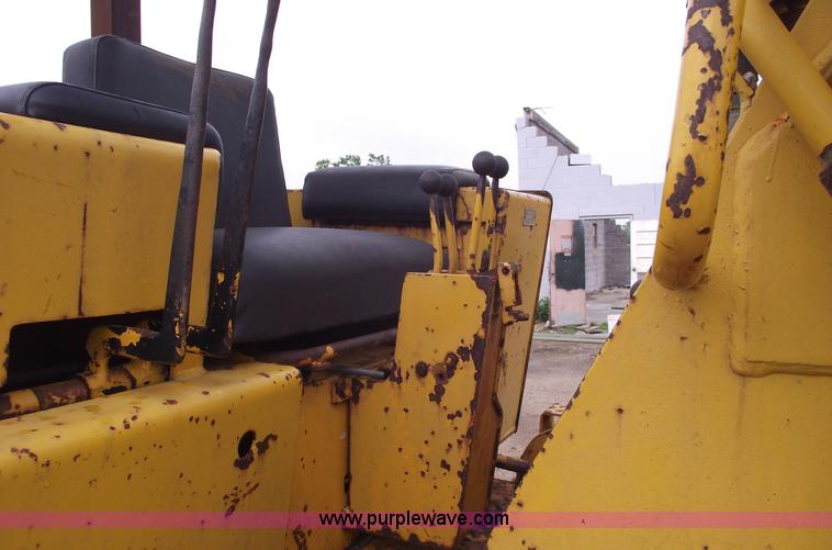 image for item 5425 1966 Case 1150 track loader