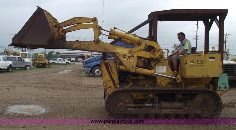 image for item 5425 1966 Case 1150 track loader