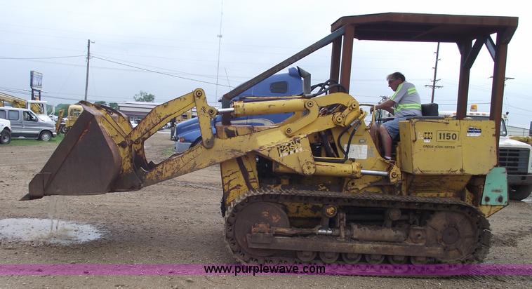 image for item 5425 1966 Case 1150 track loader