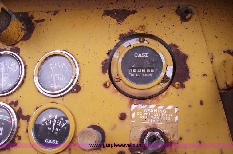 image for item 5425 1966 Case 1150 track loader