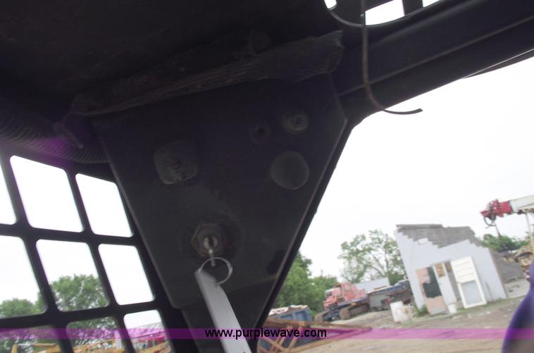 image for item 5427 1992 Bobcat 943 skid steer