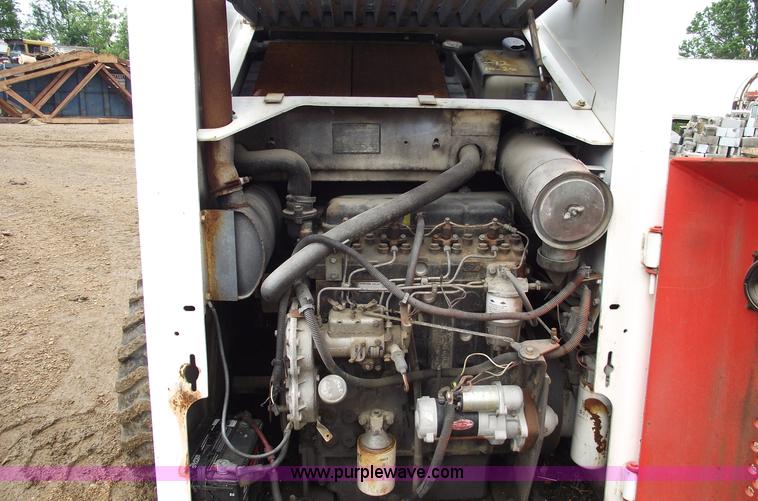 image for item 5427 1992 Bobcat 943 skid steer