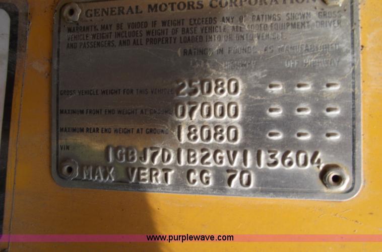 image for item 5429 1986 Chevrolet C60 box truck