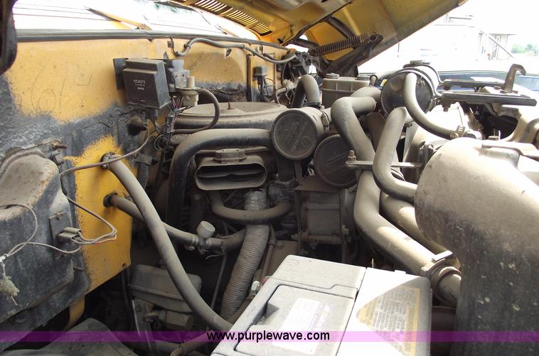 image for item 5429 1986 Chevrolet C60 box truck