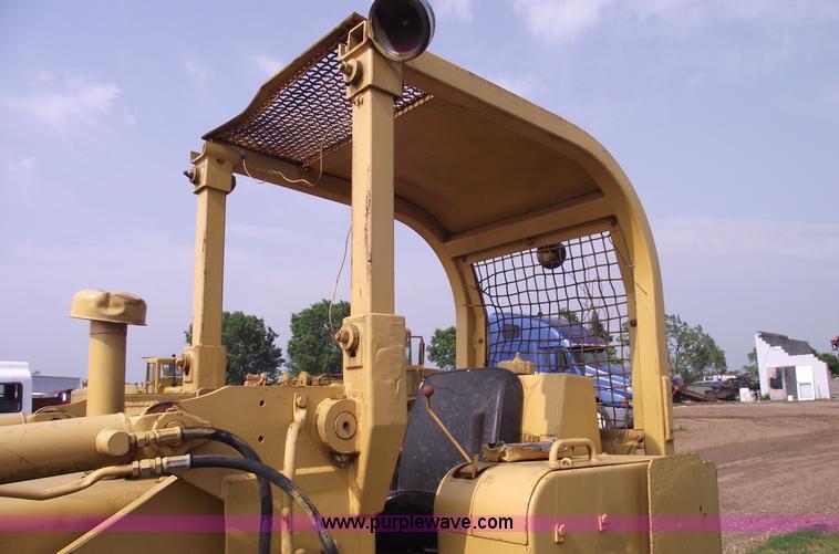 image for item 5431 Dresser 100C track loader with forks