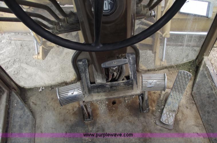 image for item 5442 1991 Champion 720A motor grader