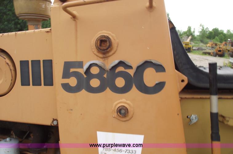 image for item 5443 Case 586C rough terrain forklift