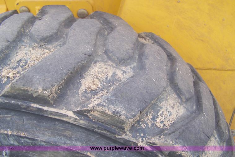 image for item 7376 John Deere 270 skid steer