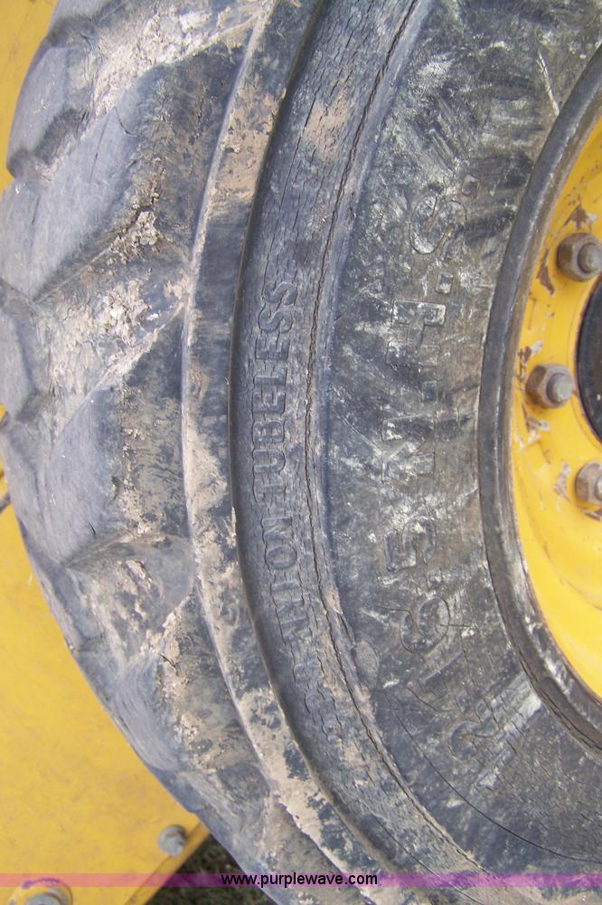 image for item 7376 John Deere 270 skid steer