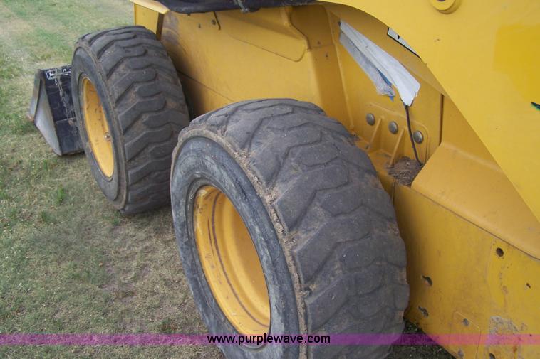 image for item 7376 John Deere 270 skid steer