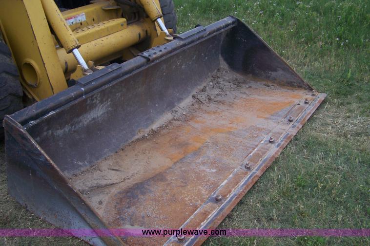 image for item 7376 John Deere 270 skid steer