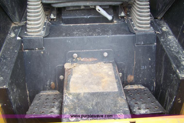 image for item 7376 John Deere 270 skid steer
