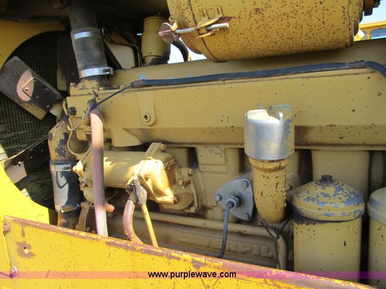 image for item 8981 Caterpillar 12E motor grader