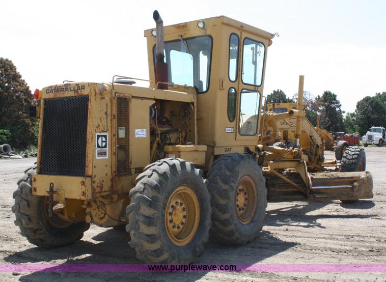 image for item A2005 1976 Caterpillar 140G articulating motor grader