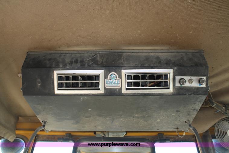 image for item A2006 1977 Caterpillar 140G articulating motor grader