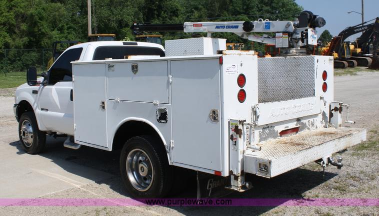 image for item A2059 1999 Ford F450 Super Duty utility pickup truck