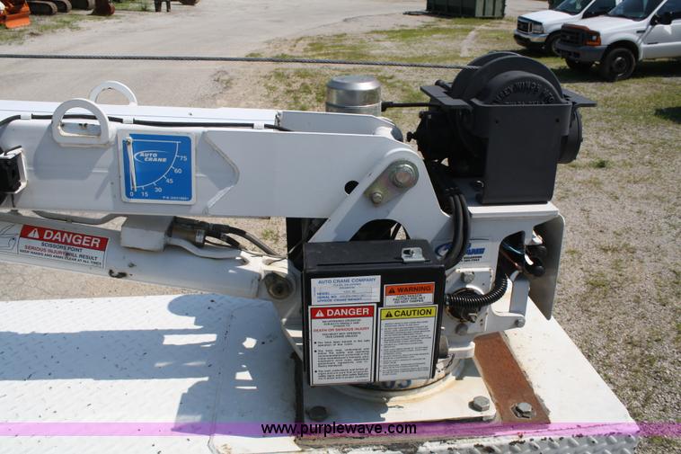 image for item A2059 1999 Ford F450 Super Duty utility pickup truck