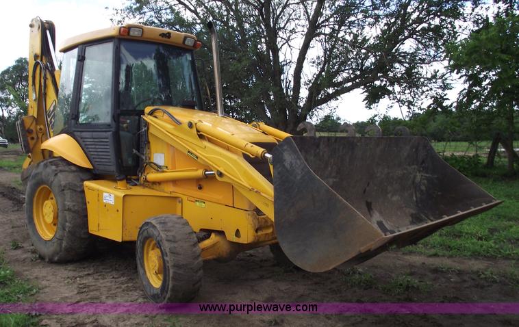 image for item A4234 2002 JCB 214E backhoe