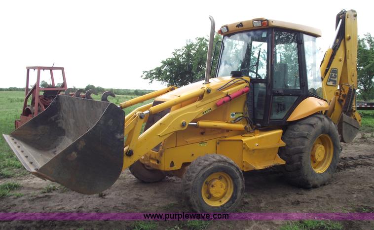 image for item A4234 2002 JCB 214E backhoe