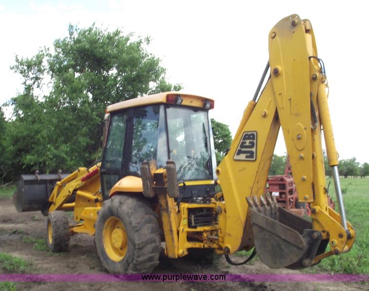image for item A4234 2002 JCB 214E backhoe