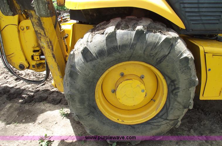 image for item A4234 2002 JCB 214E backhoe