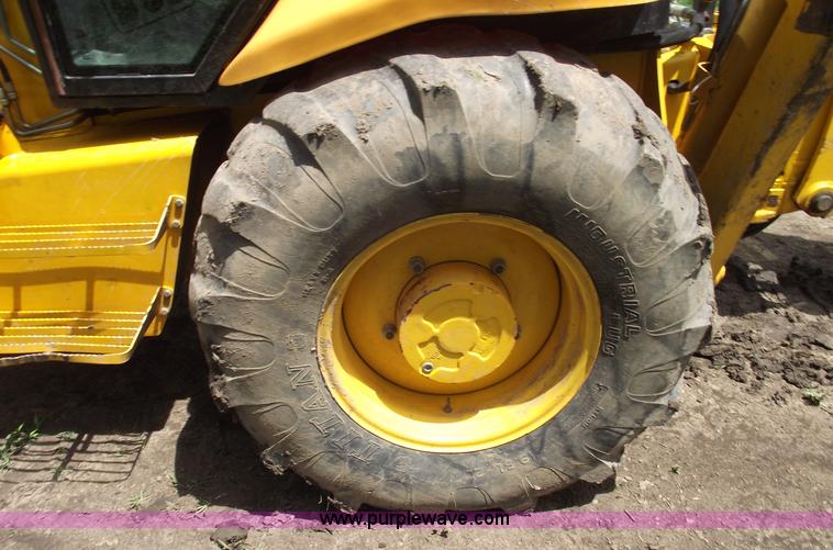 image for item A4234 2002 JCB 214E backhoe