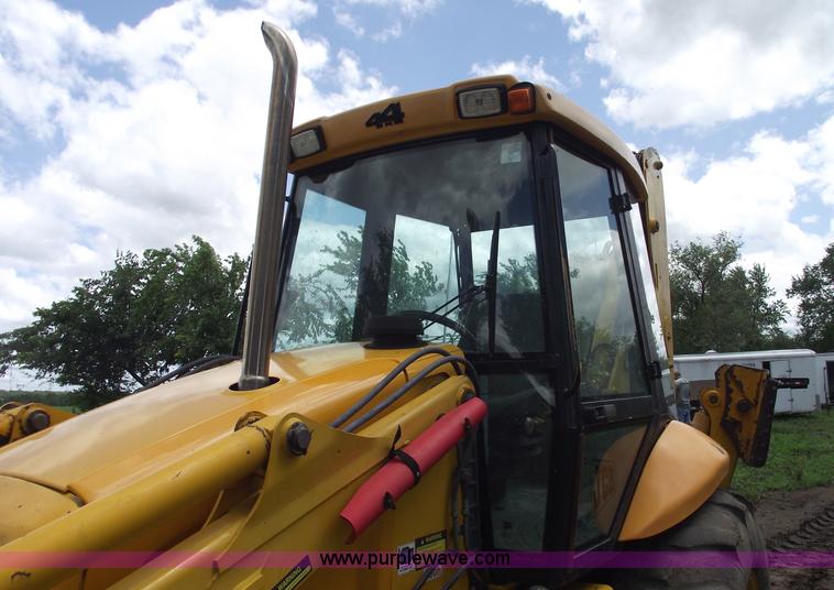 image for item A4234 2002 JCB 214E backhoe