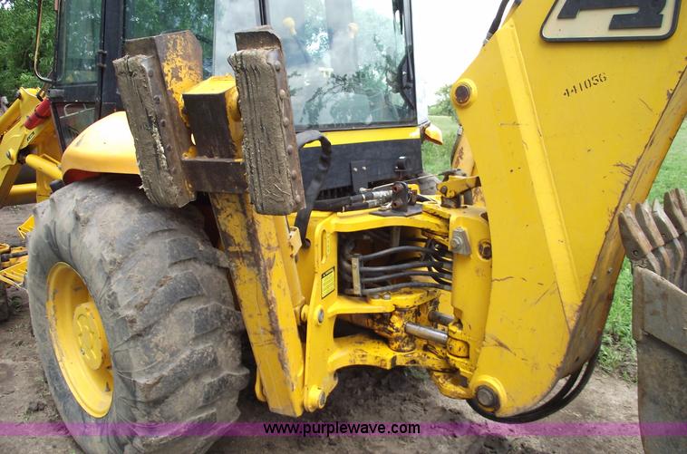 image for item A4234 2002 JCB 214E backhoe