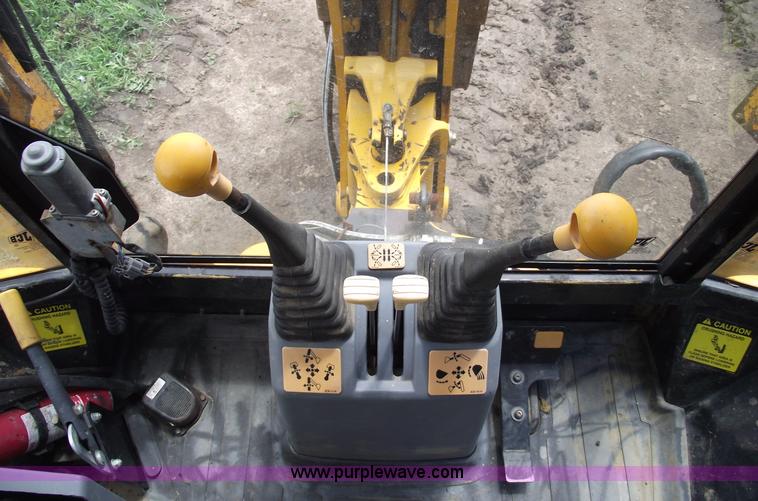 image for item A4234 2002 JCB 214E backhoe