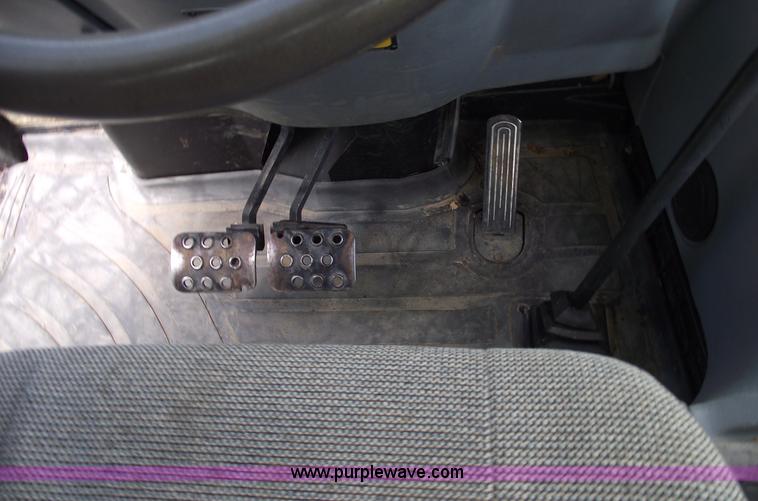 image for item A4234 2002 JCB 214E backhoe