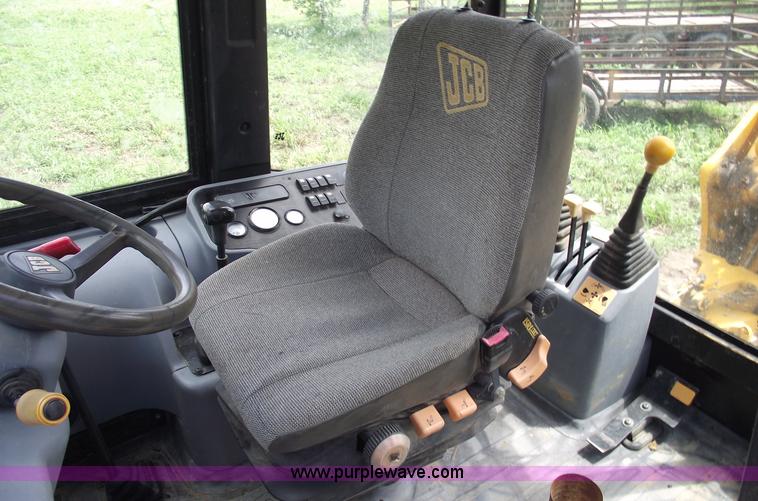 image for item A4234 2002 JCB 214E backhoe