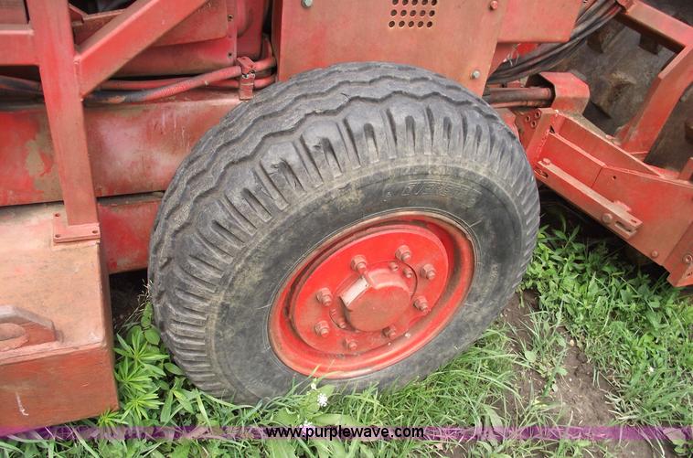 image for item A4235 1985 Rammax PF51 five ton vibratory pad foot roller