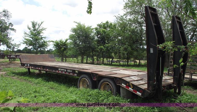 image for item A4237 1999 Dynaweld 40 ton low boy trailer