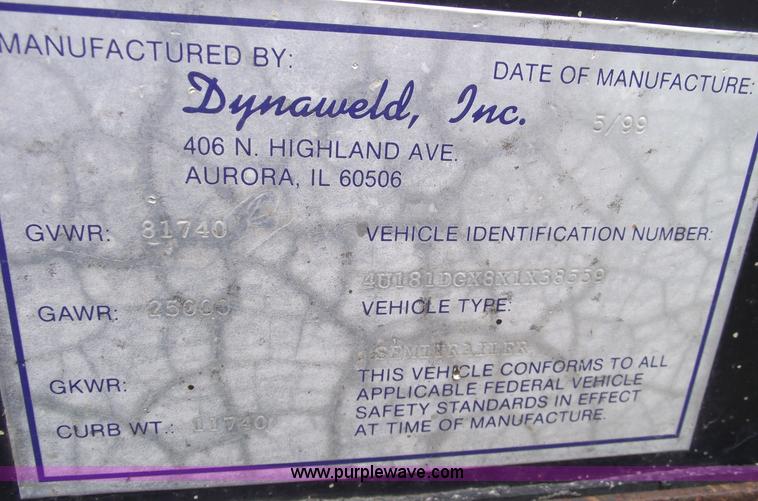 image for item A4237 1999 Dynaweld 40 ton low boy trailer