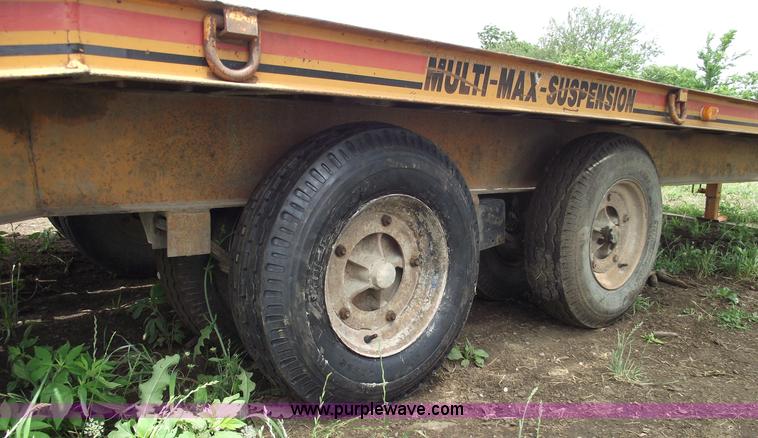 image for item A4241 1992 Econoline P243D 12 ton Backhoe Pro trailer