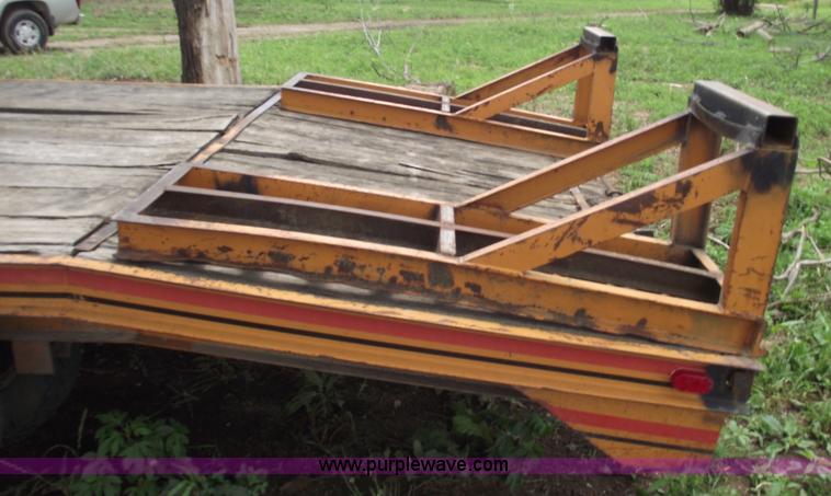 image for item A4241 1992 Econoline P243D 12 ton Backhoe Pro trailer